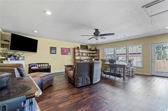 8775 Dovetail W Lane, Wilmer, AL 36587