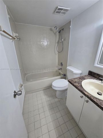 14835 SW 80th Street 104-6, Miami, FL 33193