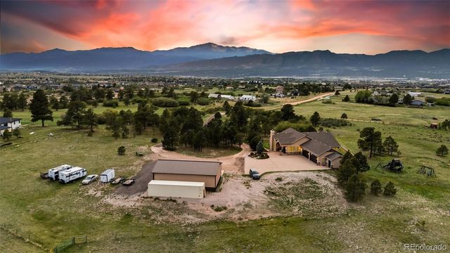 4330 Ridgeway Lane, Colorado Springs, CO 80908