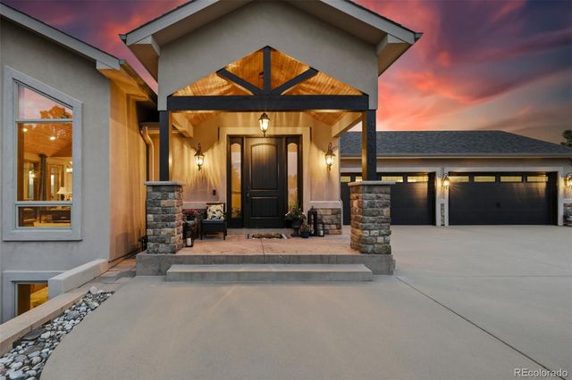 4330 Ridgeway Lane, Colorado Springs, CO 80908