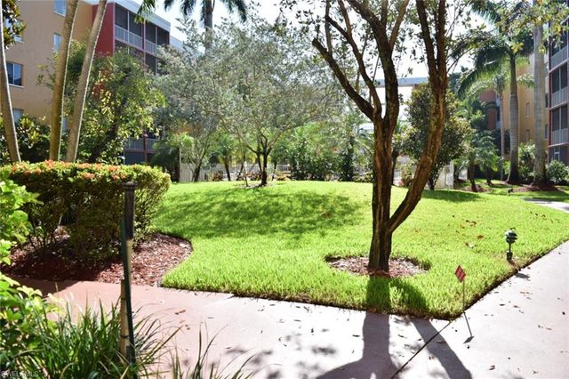 2366 Mall DR 211, Fort Myers, FL 33901