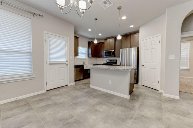 153 Nogalito WAY, Leander, TX 78641