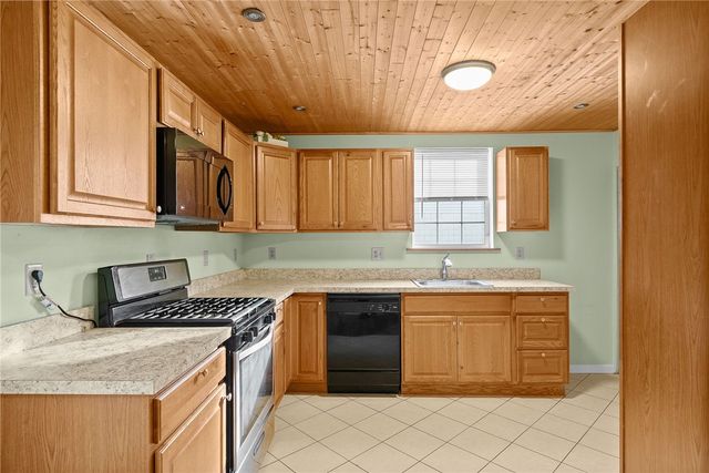 180 Hinkel Road, Ross Twp, PA 15229