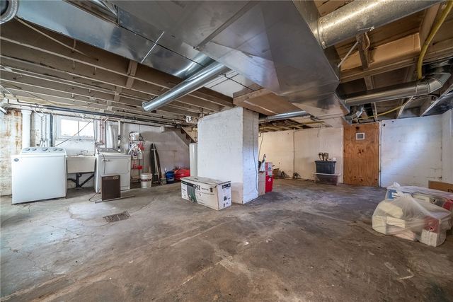 180 Hinkel Road, Ross Twp, PA 15229