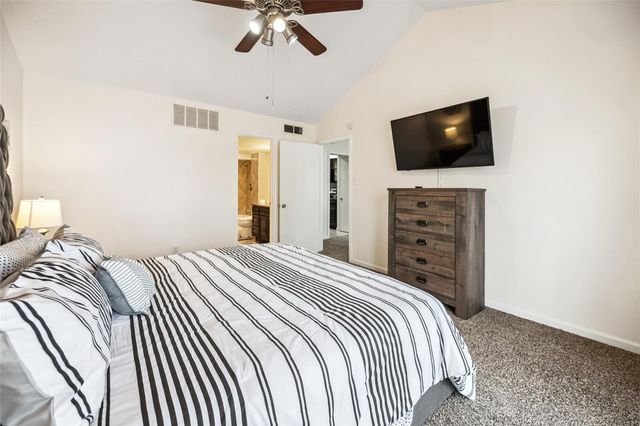 655 Cimarron Trail 655, Irving, TX 75063