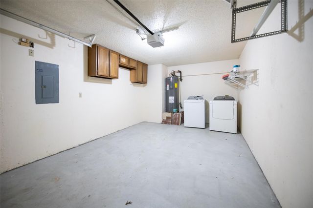 655 Cimarron Trail 655, Irving, TX 75063