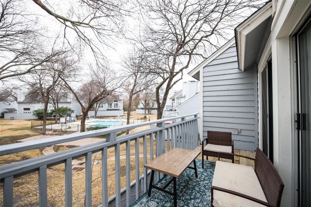 655 Cimarron Trail 655, Irving, TX 75063