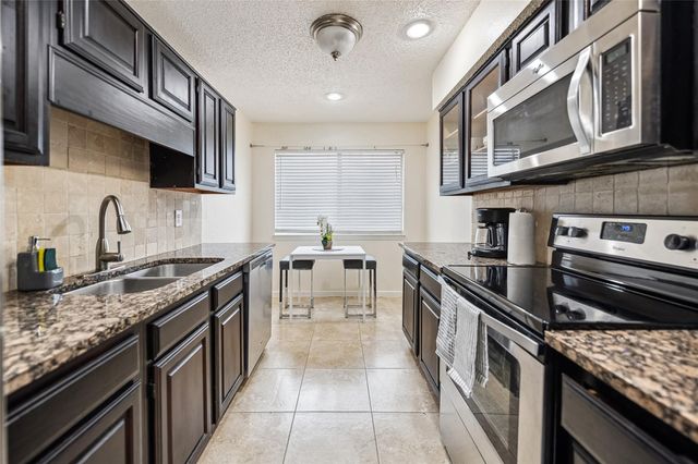 655 Cimarron Trail 655, Irving, TX 75063