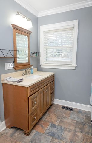 303 Oakland Drive, Lafayette, GA 30728