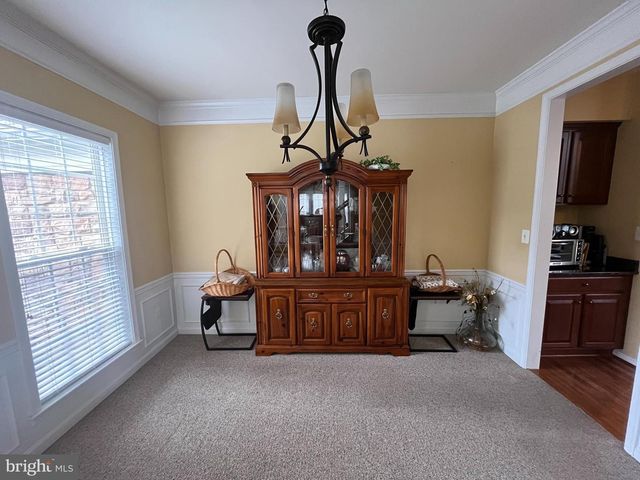 7 DONOVAN CT, Knoxville, MD 21758