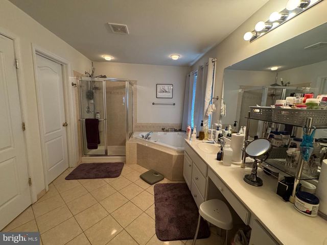 7 DONOVAN CT, Knoxville, MD 21758