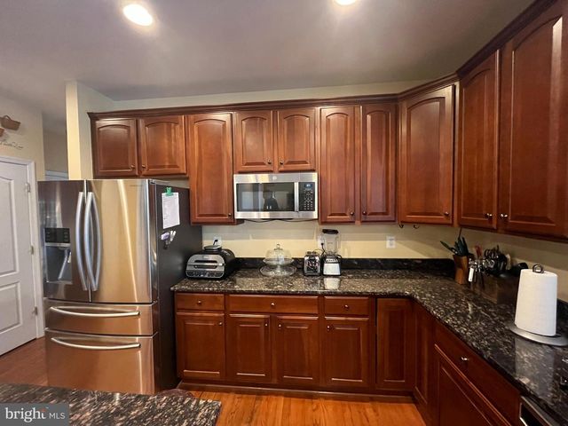 7 DONOVAN CT, Knoxville, MD 21758