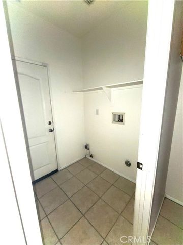 14344 Honeyhill, Victorville, CA 92394