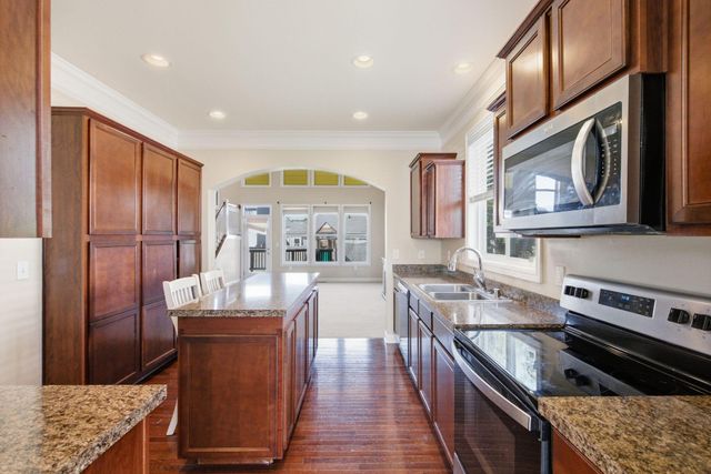 158 Dunn Circle, Georgetown, KY 40324