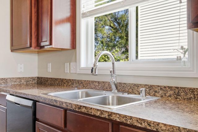 158 Dunn Circle, Georgetown, KY 40324