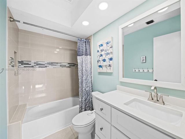 1961 NW 35TH AVE, Coconut Creek, FL 33066