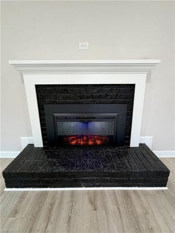 5124 Bellows Ln, Virginia Beach, VA 23455