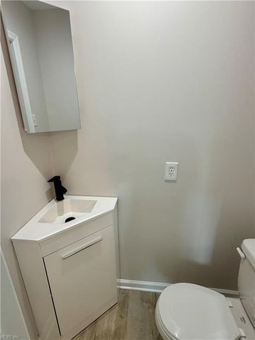 5124 Bellows Ln, Virginia Beach, VA 23455