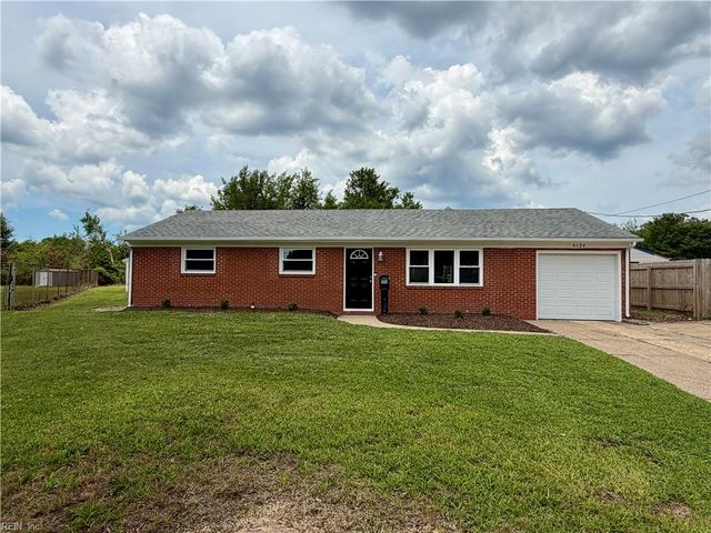 5124 Bellows Ln, Virginia Beach, VA 23455