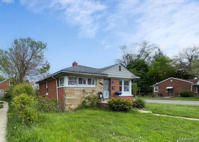 15300 W Chicago Street, Detroit, MI 48228