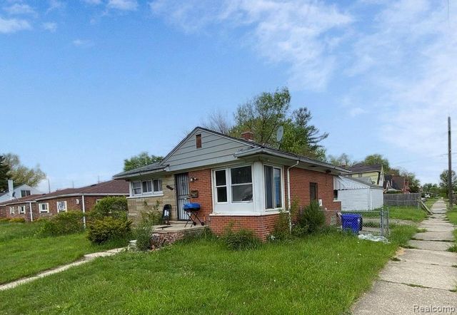 15300 W Chicago Street, Detroit, MI 48228