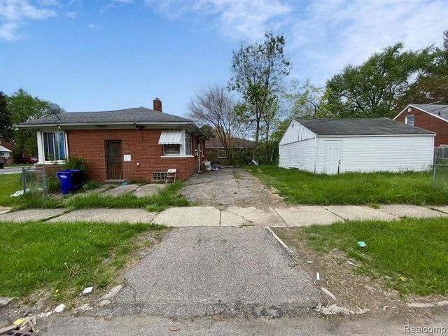 15300 W Chicago Street, Detroit, MI 48228