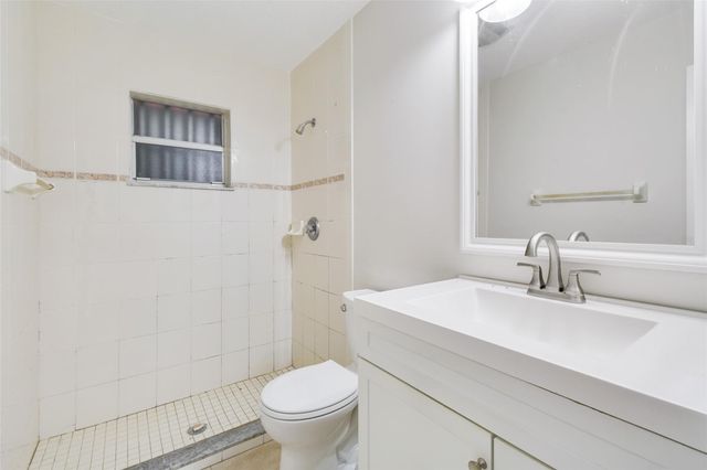 180 NW Friar Street, Port St. Lucie, Port St Lucie, FL 34983