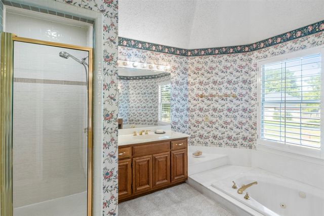 742 Mill Creek Road, Lancaster, TX 75146