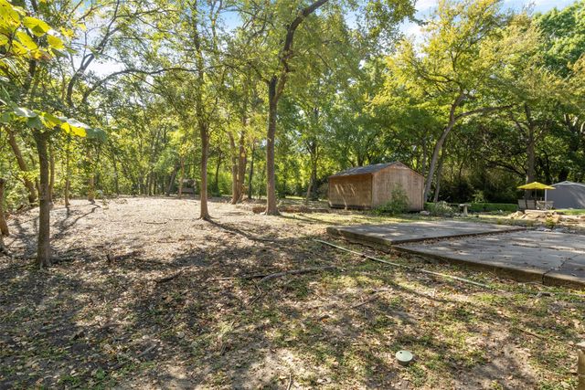 742 Mill Creek Road, Lancaster, TX 75146