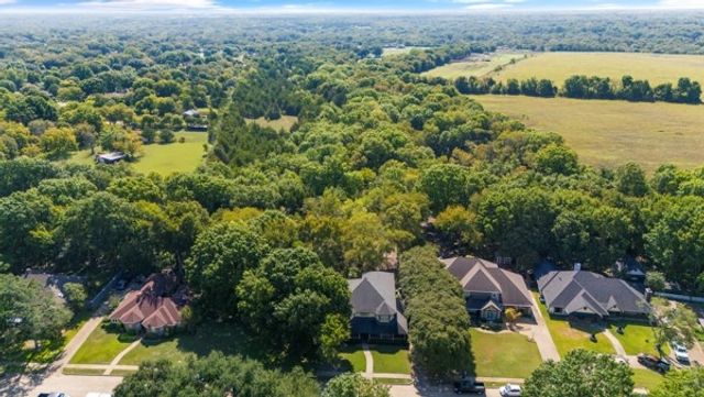742 Mill Creek Road, Lancaster, TX 75146