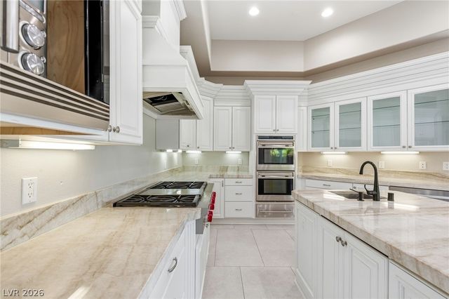 9328 Tournament Canyon Drive, Las Vegas, NV 89144