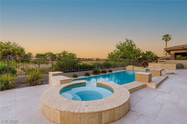 9328 Tournament Canyon Drive, Las Vegas, NV 89144