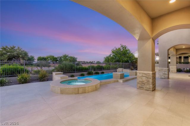 9328 Tournament Canyon Drive, Las Vegas, NV 89144