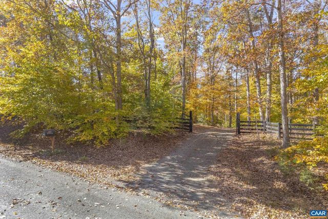 9130 TOTIER CREEK RD, Scottsville, VA 24590