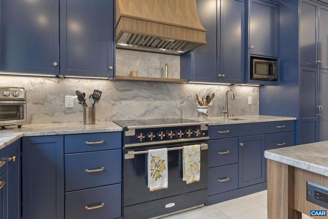 9130 TOTIER CREEK RD, Scottsville, VA 24590