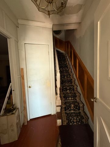 95 LEXINGTON AVE, Jc, West Bergen, NJ 07304