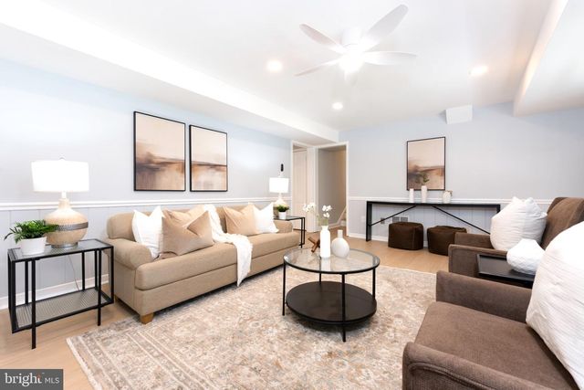 12017 HITCHING POST LN, North Bethesda, MD 20852