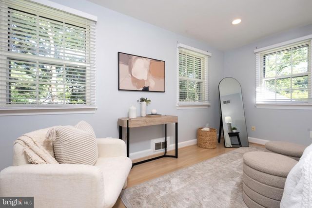 12017 HITCHING POST LN, North Bethesda, MD 20852