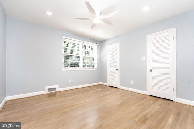 12017 HITCHING POST LN, North Bethesda, MD 20852