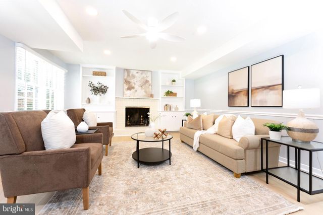 12017 HITCHING POST LN, North Bethesda, MD 20852