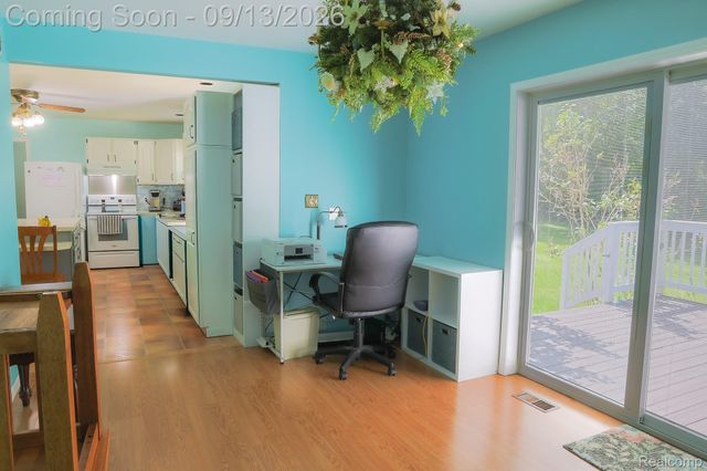 9427 Andersonville Road, Springfield Charter Township, MI 48346