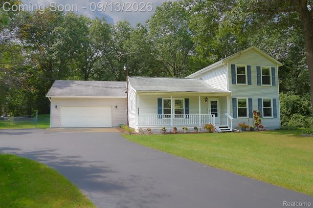 9427 Andersonville Road, Springfield Charter Township, MI 48346