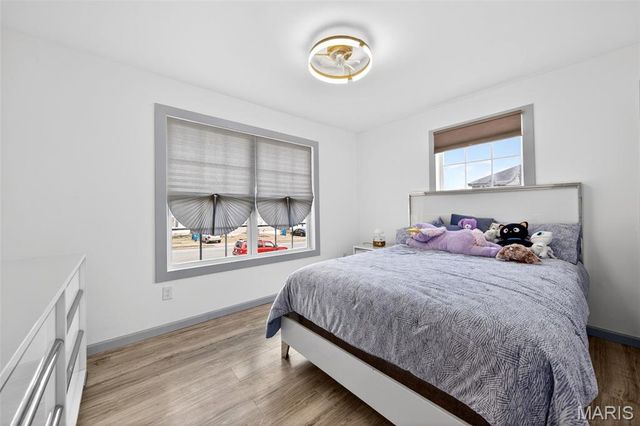 10000 Lackland Road, Overland, MO 63114