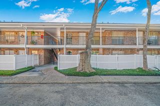 14333 Memorial Drive 56, Houston, TX 77079