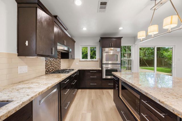 9111 Timberside Drive, Houston, TX 77025