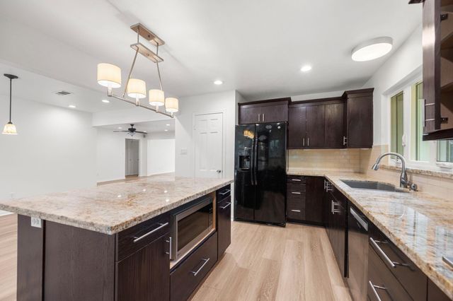 9111 Timberside Drive, Houston, TX 77025