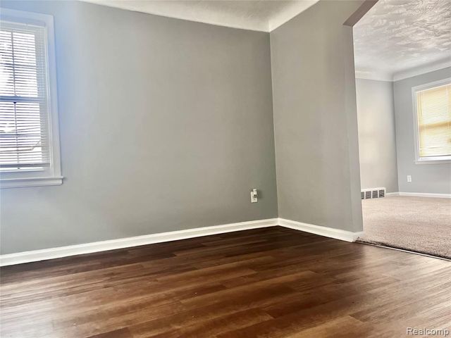 11683 Penrod Street, Detroit, MI 48228