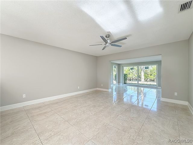 11334 W Bayshore Drive, Crystal River, FL 34429