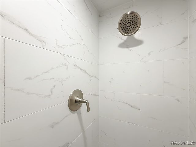 11334 W Bayshore Drive, Crystal River, FL 34429