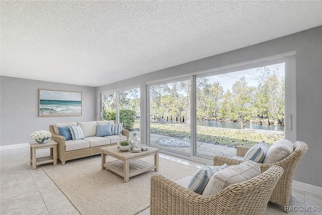 11334 W Bayshore Drive, Crystal River, FL 34429